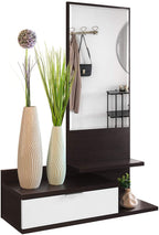 Recibidor Isaac de Hanabi Living con superficie de madera y espacio para llaves y accesorios en un diseño moderno.