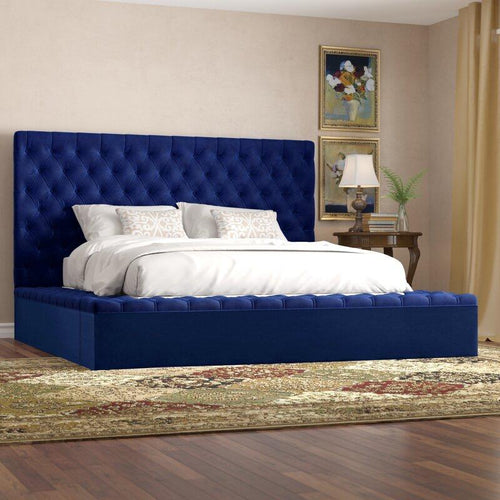 Cama Oki de la marca Hanabi Living, estructura moderna y elegante, vista de frente en habitación minimalista.