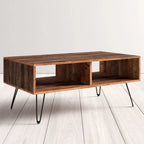 Mesa de centro Hibi de Hanabi Living, con superficie de madera clara y diseño moderno, ideal para sala de estar.